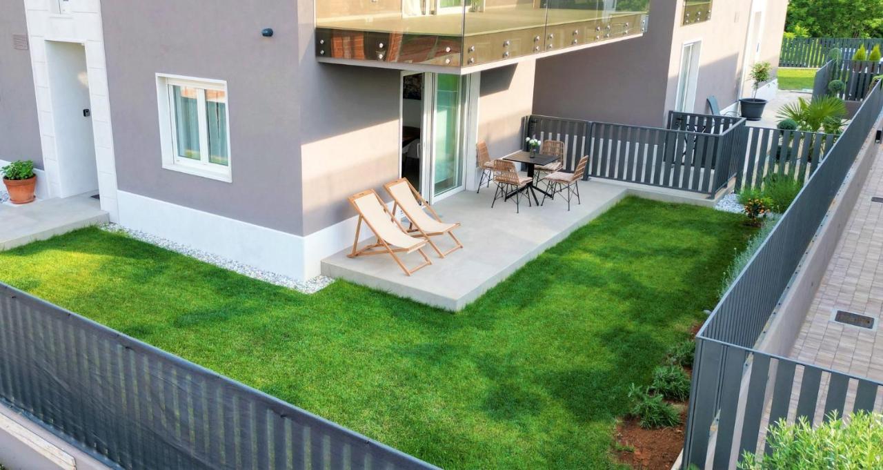 Lemon3 Deluxe Apartment Poreč Exterior foto